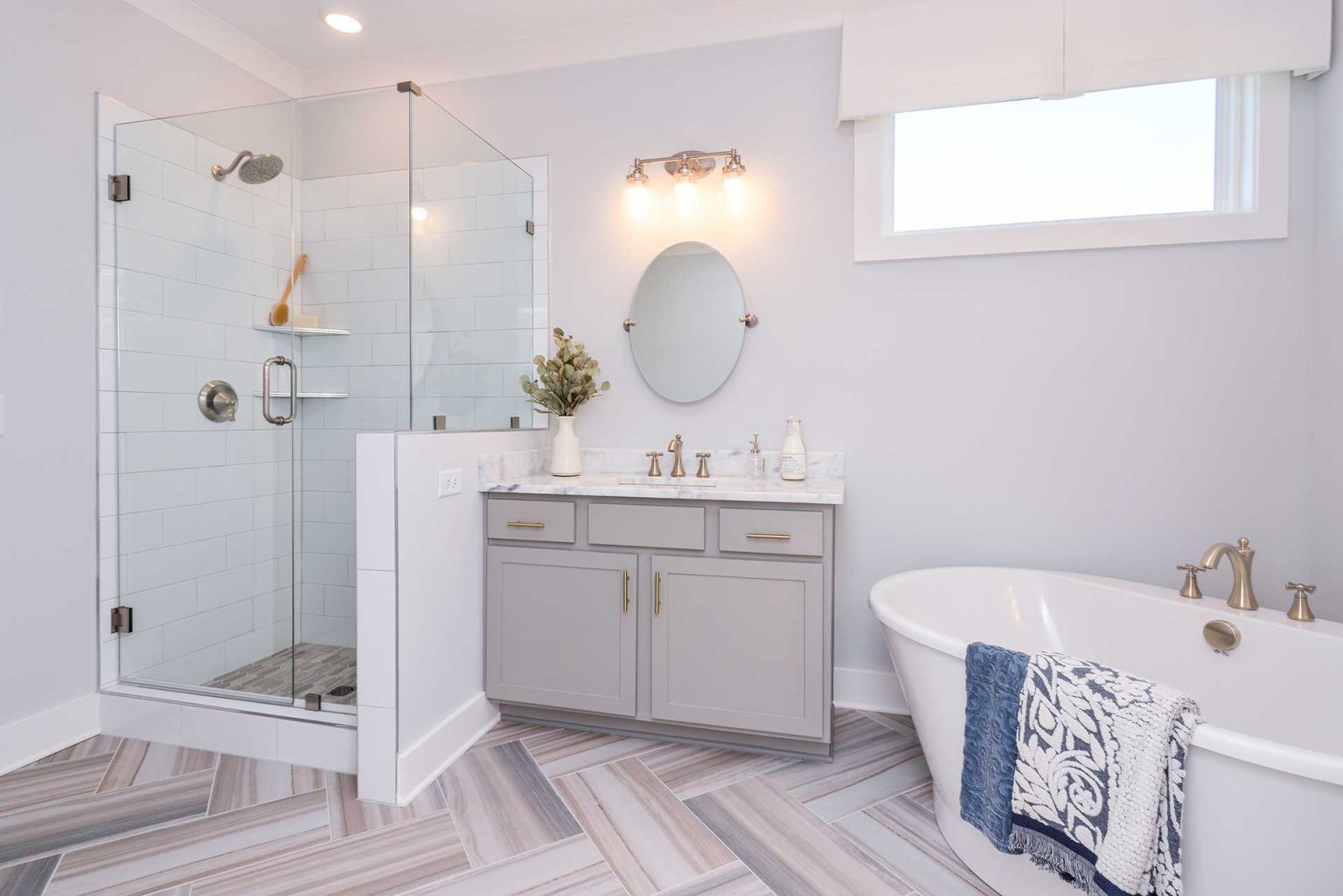 The Health Benefits of Taking a Hot Bath Splash Galleries